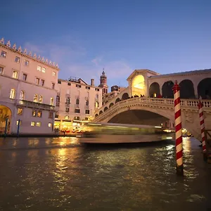 Appartamento A Couple Of Steps From Rialto, Venezia