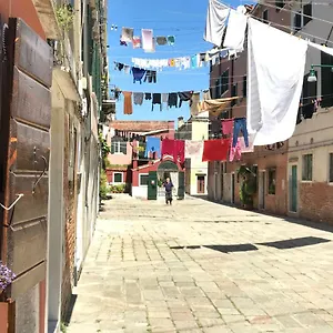 Appartamento Biennale 1215, Venezia